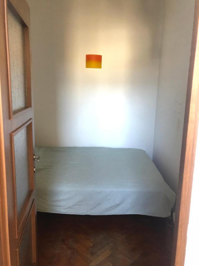 بوخارست Lovely 1 Bedroom Apartment Close To Old Town المظهر الخارجي الصورة